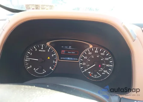 2017 Nissan Pathfinder Platinum z USA, uszkodzony, nr VIN 5N1DR2MM9HC609142